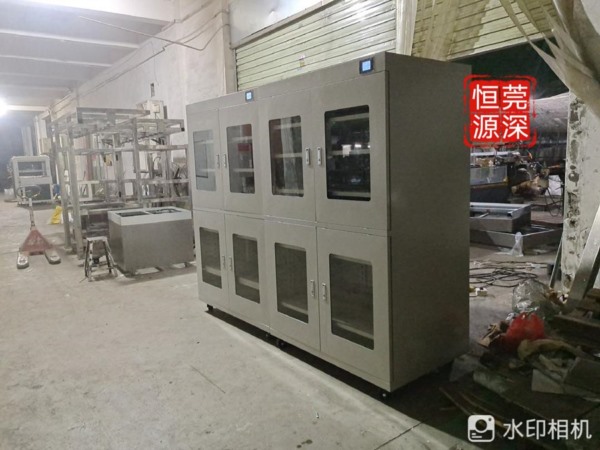 客廳文物展示柜：如何打造現(xiàn)代家居中的文化寶藏？—— 解鎖陳列架的藝術(shù)與科學(xué)！